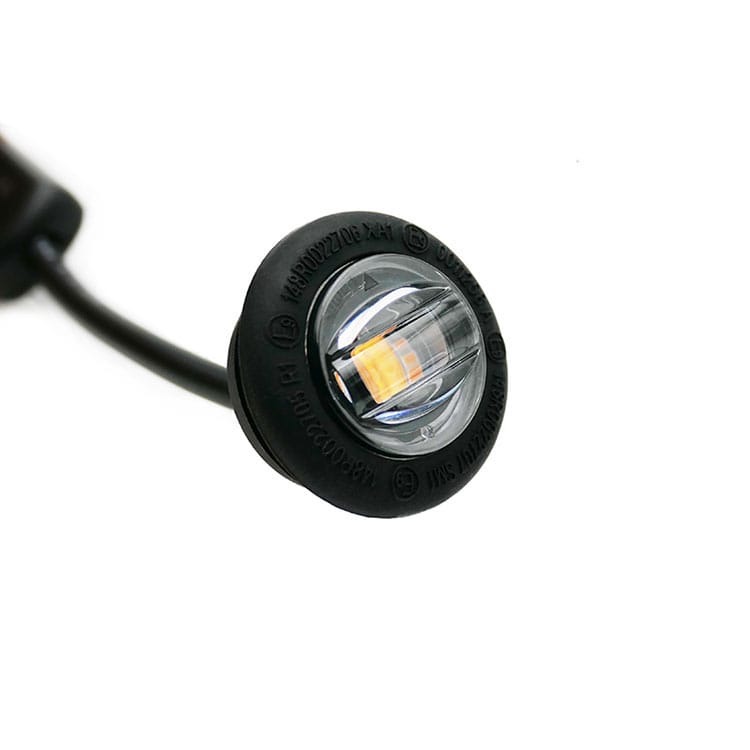 Como o marcador lateral multifuncional LED melhora a visibilidade na estrada